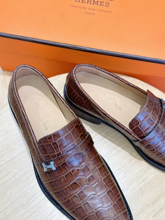 Hermes Shoe 